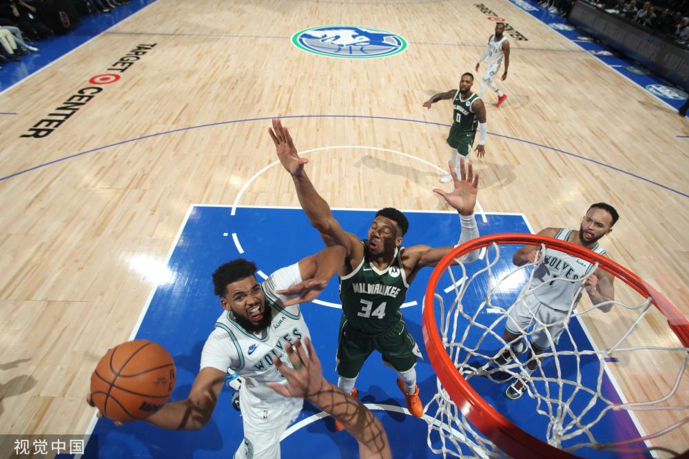 间的深厚友 间的深厚友